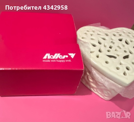 Adler.1980 г. Порцеланова захарница или бонбониера.