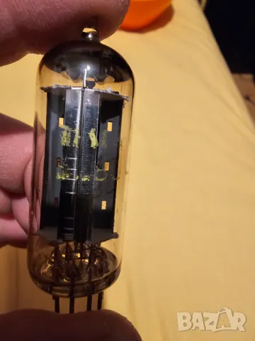 Радиолампа, радиолампи - EL80  TESLA - нова  - възстановете вашета вярна и дългослужила техника ., снимка 2 - Друга електроника - 49030380