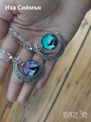 Медальон с вълк и луна, снимка 3 - Колиета, медальони, синджири - 34984609