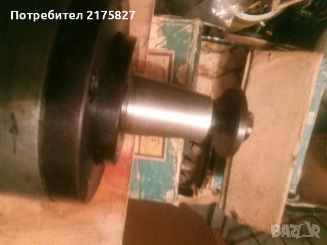 Руски шлайф шпиндел,комплект, снимка 2 - Стругове - 38418534