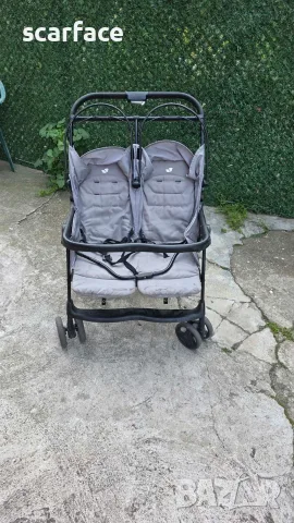 Количка за близнаци 