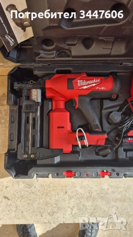 Milwaukee M18 FFUS Такер за скоби, снимка 2 - Други инструменти - 54055734