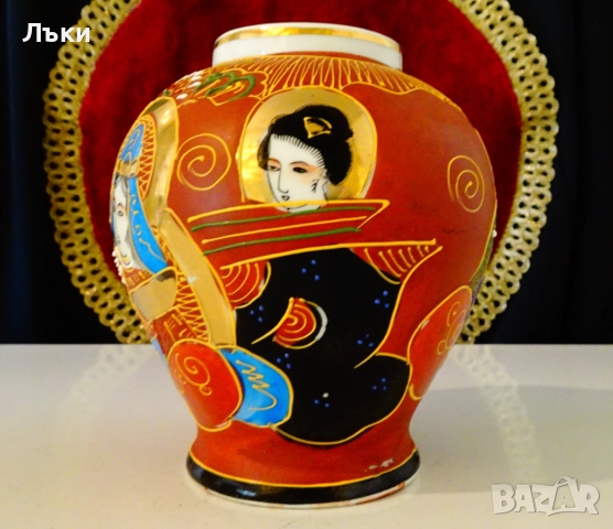 Японска порцеланова ваза Satsuma,злато,печат. , снимка 5 - Вази - 52171628