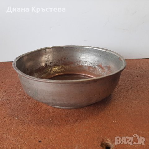 Стара бакърена купичка, мелничка и др.