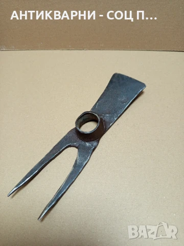 Соц Стара Ръчно Кована Мотичка Каластирка., снимка 4 - Антикварни и старинни предмети - 50660105