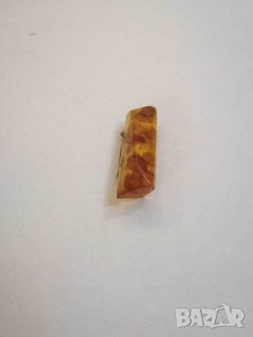 Стара брошка от кехлибар. , снимка 2 - Колиета, медальони, синджири - 29737628