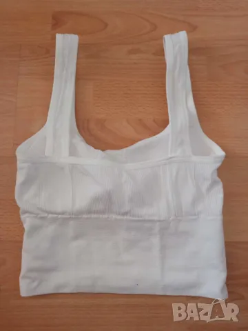 Ново спортно еластично фитнес бюстие размер S, снимка 3 - Спортни екипи - 50282294