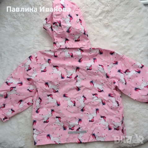 Тънко яке с картинки на Пони, снимка 2 - Бебешки якета и елеци - 51191062