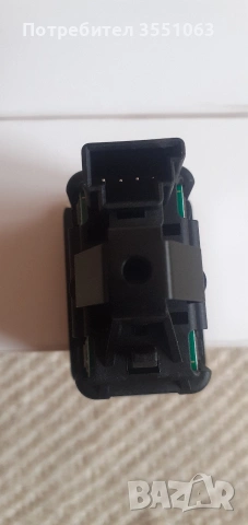 продавам бутони стъклоповдигач за мерцедес w204 2пина 2бр, снимка 3 - Аксесоари и консумативи - 53191057