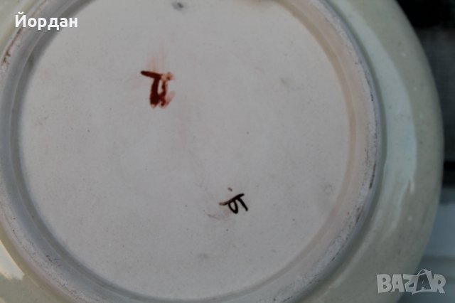 Керамична чиния за стена -Изник, снимка 8 - Колекции - 38629024