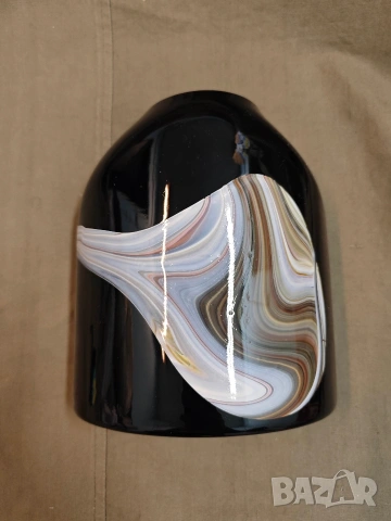 Продавам ваза на " Китка " Нови пазар , снимка 2 - Вази - 53306609