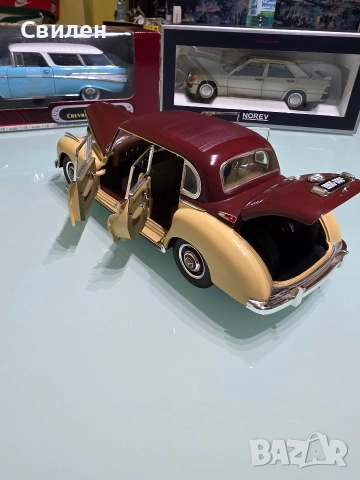 Mercedes 300C Limousine (1:18), снимка 7 - Колекции - 53925848