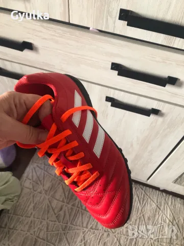 Оригинални футболни обувки ADIDAS - 38 номер, снимка 4 - Спортни обувки - 47427202