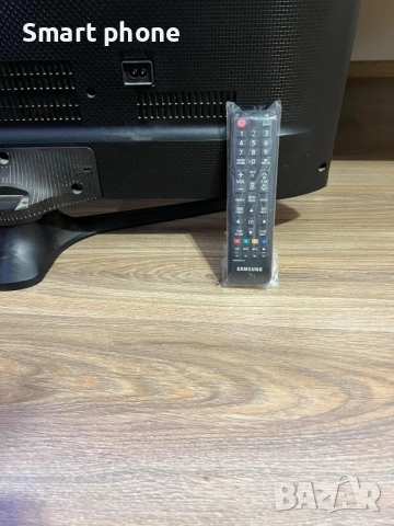 Телевизор Samsung 32", снимка 7 - Телевизори - 51810560