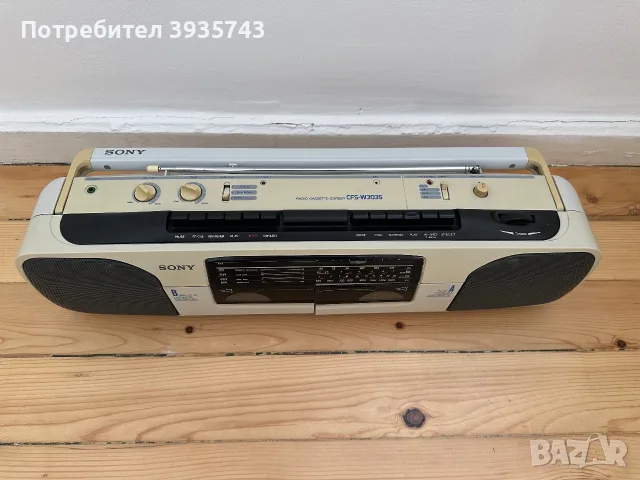 SONY CFS - W303S Japan , снимка 3 - Радиокасетофони, транзистори - 56382181