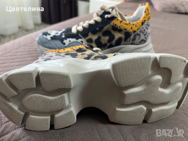 Екстравагантни обувки, снимка 4 - Дамски ежедневни обувки - 54007821