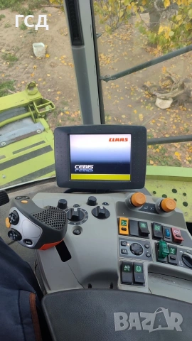 Зърно комбайн Клас Лексион 670 Монтана 4х4, снимка 12 - Селскостопанска техника - 54118421