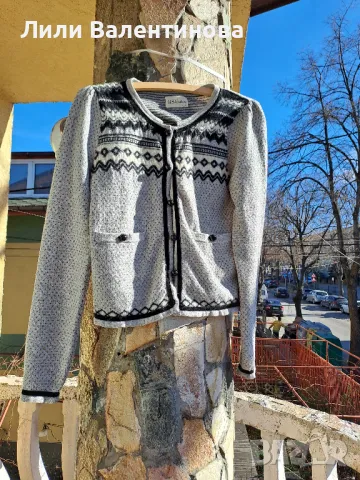 вълнена жилетка 