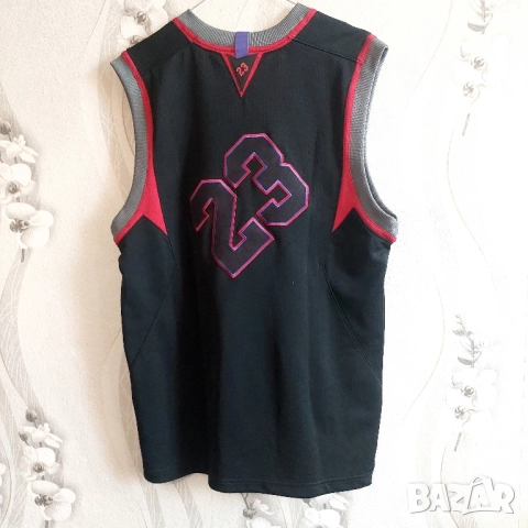 потник Nike Air Jordan basketball размер М -Л , снимка 7 - Спортни дрехи, екипи - 52146050