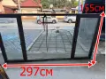 140933 метална ламаринена дограма прозорец 155 / 297 см 90 евро смр -цвят тъмно кафяв - с 2 отваряем, снимка 2