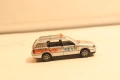 WIKING H0 1/87 VW PASSAT МОБИЛЕН СЕРВИЗ МОДЕЛ КОЛИЧКА, снимка 4