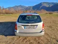 Ford Focus 1.6i 101к.с. 2004 комби, снимка 6
