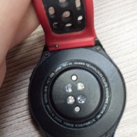 смарт часовник Huawei Watch GT 2e , снимка 3 - Смарт гривни - 39429681