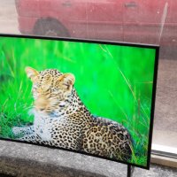 Телевизор LED Smart Samsung, Извит, 55" (139 cм), 4K Ultra HD, снимка 2 - Телевизори - 35277478