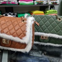 Нова колекция луксозна дамска чанта в цвят: зелен,кафяв,бежов,сив. С косъм, снимка 3 - Чанти - 39277384