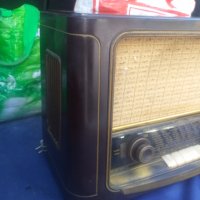 GRUNDIG 1055W/3D  1955г  Радио, снимка 3 - Радиокасетофони, транзистори - 29515915