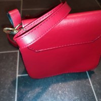 Дамска малка червена чанта еко кожа, снимка 10 - Чанти - 34124775
