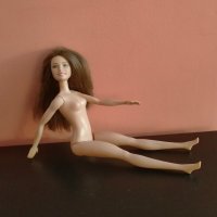 Колекционерска кукла Barbie Барби Mattel DGX55 H41HF, снимка 9 - Колекции - 44464738