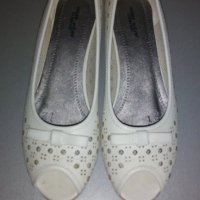 Бели обувки от Mat Star, снимка 1 - Дамски ежедневни обувки - 36604473