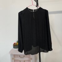 Красива блуза в размер XS, снимка 17 - Блузи с дълъг ръкав и пуловери - 44259939