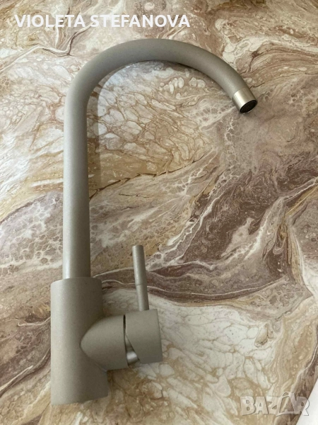 Смесител за кухня от сив гранит, снимка 1