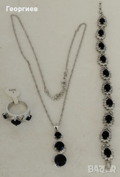 Бижутерия колиета,медальони с камък,и перли, снимка 1