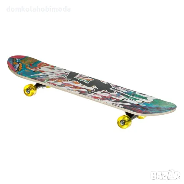 Скейтборд с графити, 71x20см, До 70 килограма, снимка 1