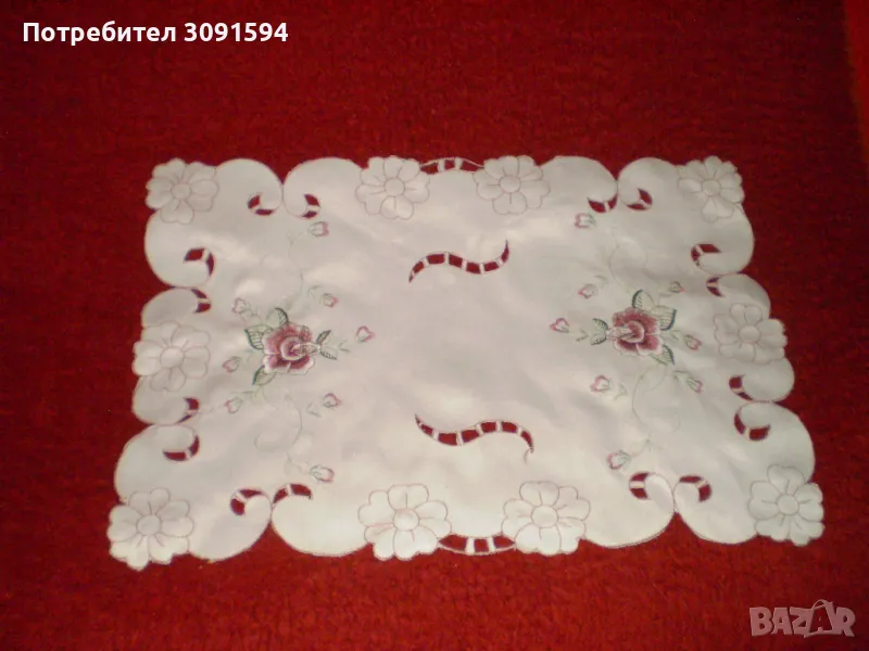 Малка правоъгълна покривка машинна бродерия, снимка 1