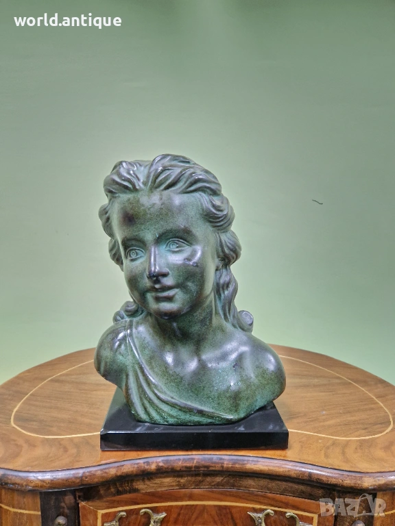 Уникален антикварен колекционерски френски керамичен авторски бюст , снимка 1