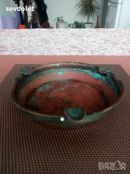 Продавам старинен, меден пепелник -Антика, снимка 1