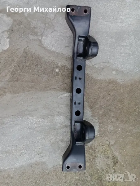 Предна греда за шарнирите за Киа Соренто 2.5 CRD - 140 к.с. , снимка 1