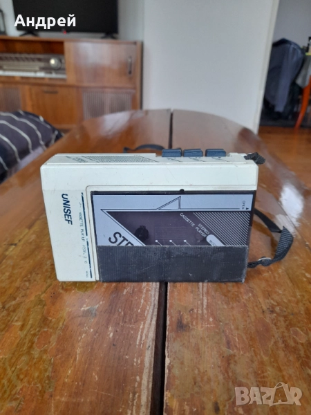 Стар уокмен Unisef, снимка 1