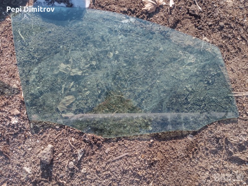 Преден десен страничен прозорец Мерцедес а класа mercedes w169, снимка 1