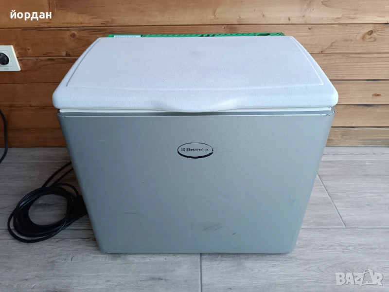 Хладилник на газ 12/220 в... Electrolux , снимка 1