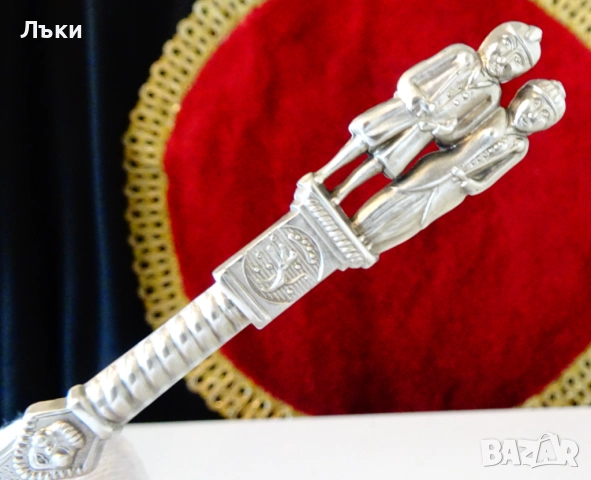 Калаена лъжица с фигури на съпрузи,ангел,щъркел,калаена сватба. , снимка 2 - Антикварни и старинни предмети - 52203463