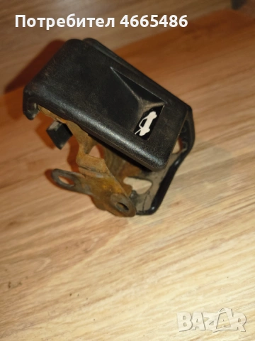 Хонда ЦРХ 89/90г. Оригинална брава преден капак, снимка 7 - Части - 53091859