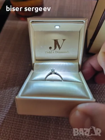 Елегантен златен пръстен с диаманти 0,31 ct (14 к.бяло злато)със сертификат., снимка 5 - Пръстени - 56083648