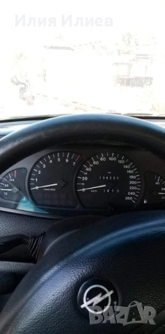 Opel omega 2.5 бензин, снимка 4 - Автомобили и джипове - 52449036