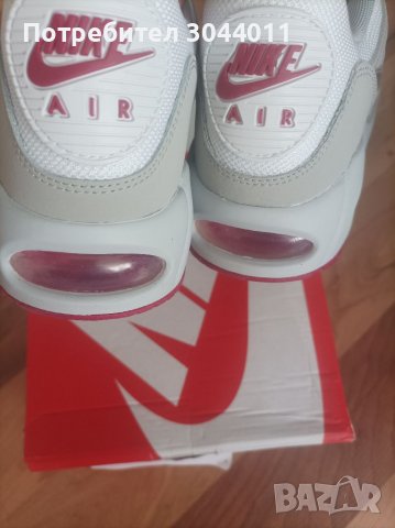 Нови оригинални маратонки Nike, снимка 4 - Маратонки - 37942346