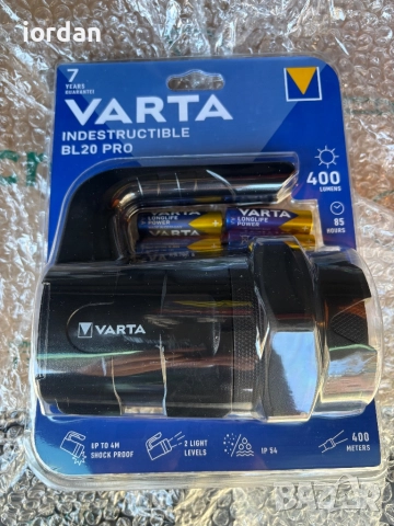Фенер VARTA Indestructible BL20 PRO с 6 батерии АА